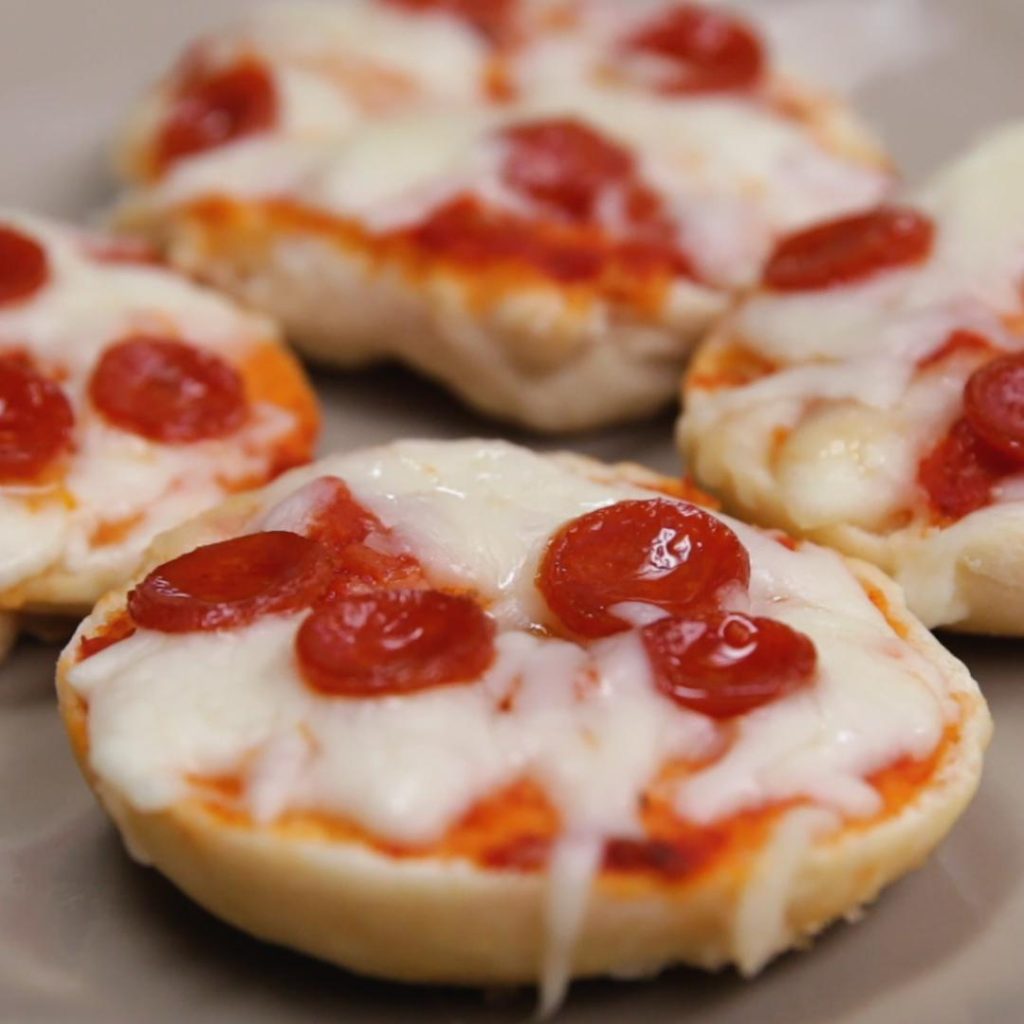 Air Fryer Pizza Bombs